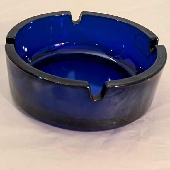Vintage Cobalt Blue Glass Ashtray - Pasabahce Turkey - 4 Slots - 4.25 inches - Picture 4 of 8